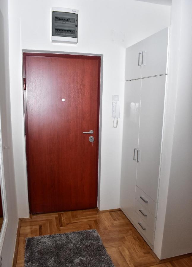 Apartman Dajana Trebin Dış mekan fotoğraf